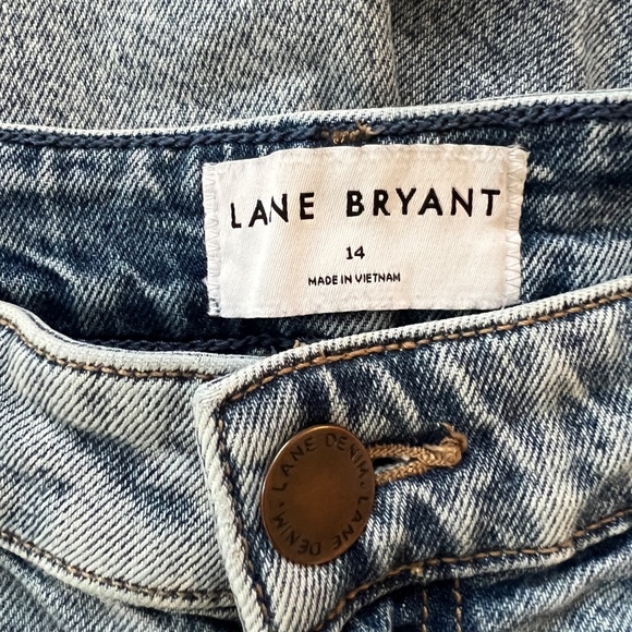 Lane Bryant Wide Leg Statement Jeans - Picture 4 of 6